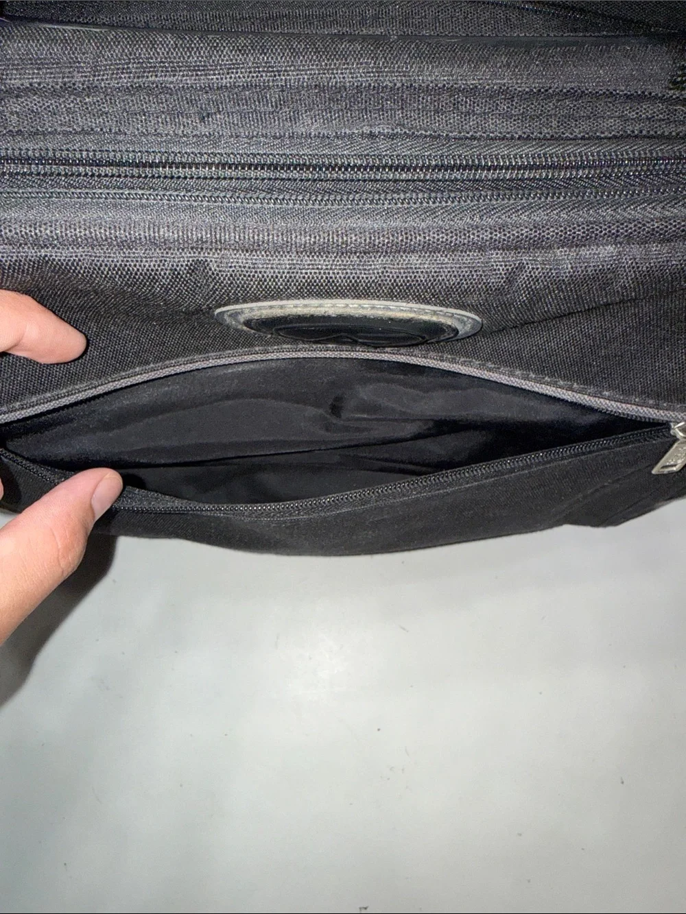 American Flyer Black Men's Laptop Messenger Bag with Adjustable Shoulder Strap
